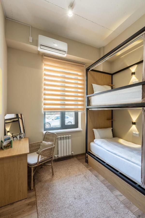 Bodo Hostel ビシュケク エクステリア 写真