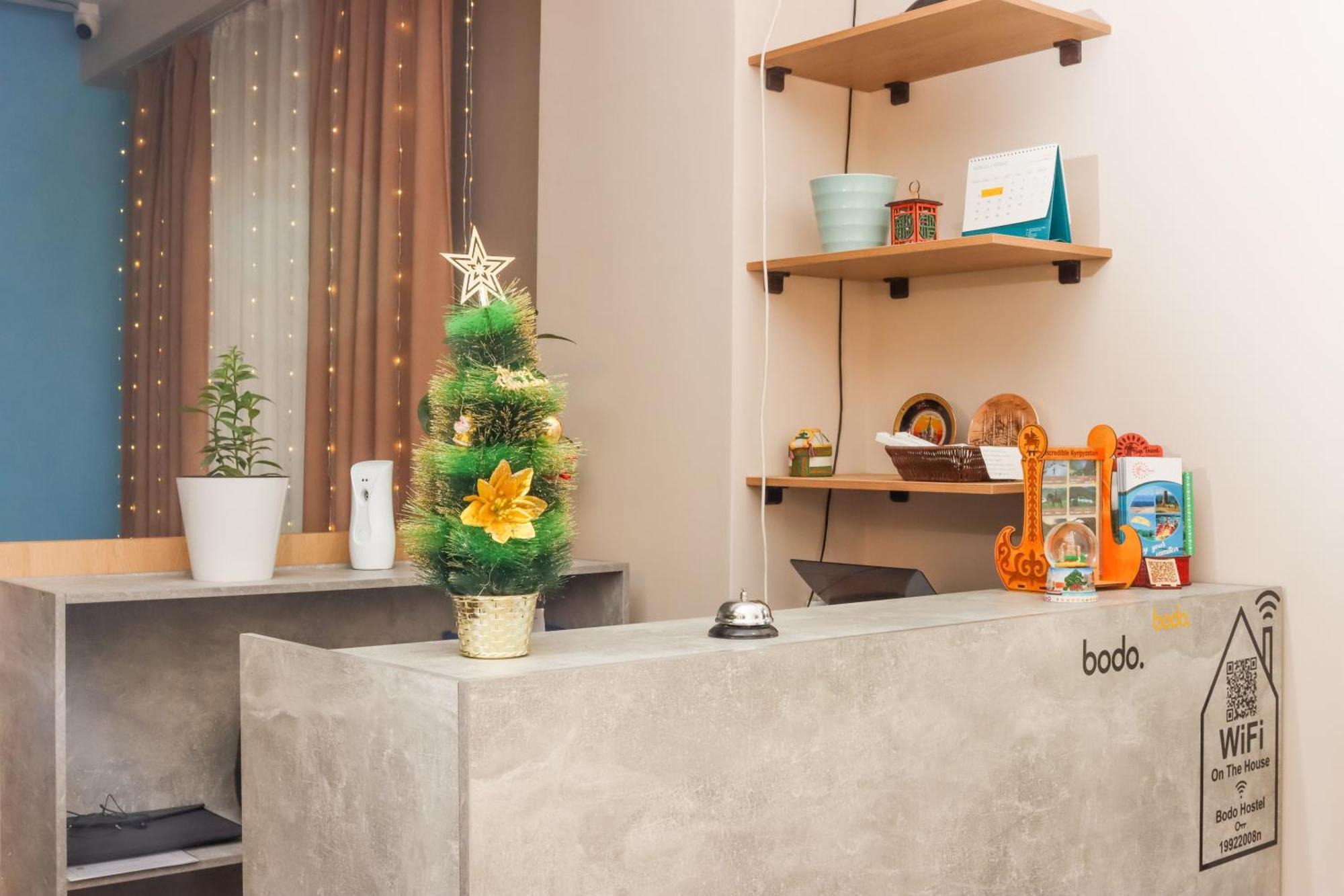 Bodo Hostel ビシュケク エクステリア 写真