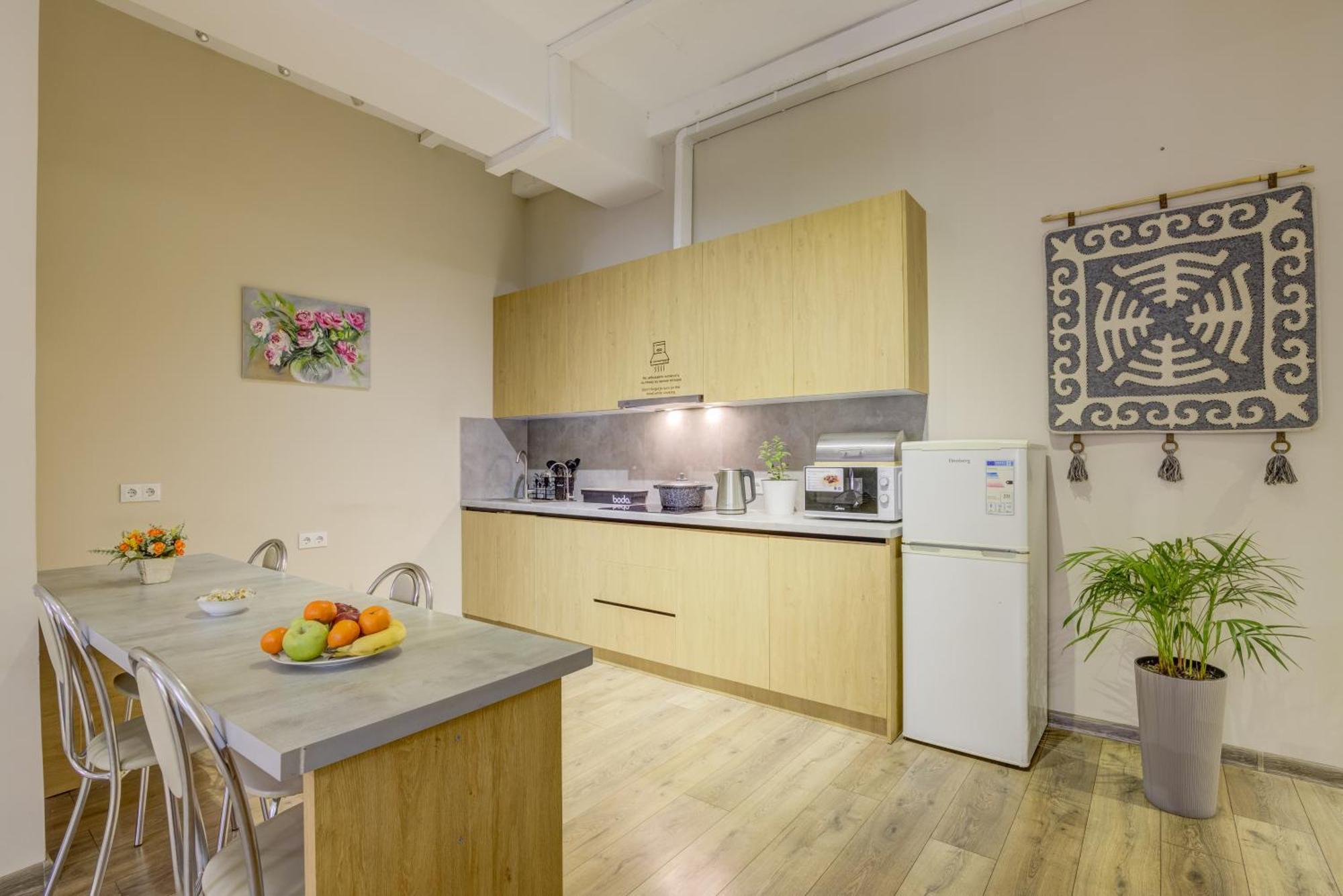 Bodo Hostel ビシュケク エクステリア 写真